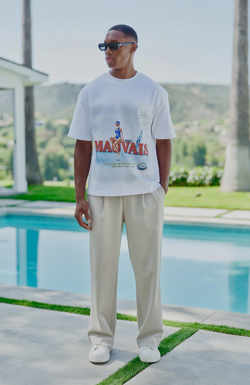 California Surf Graphic T-Shirt - Image 5