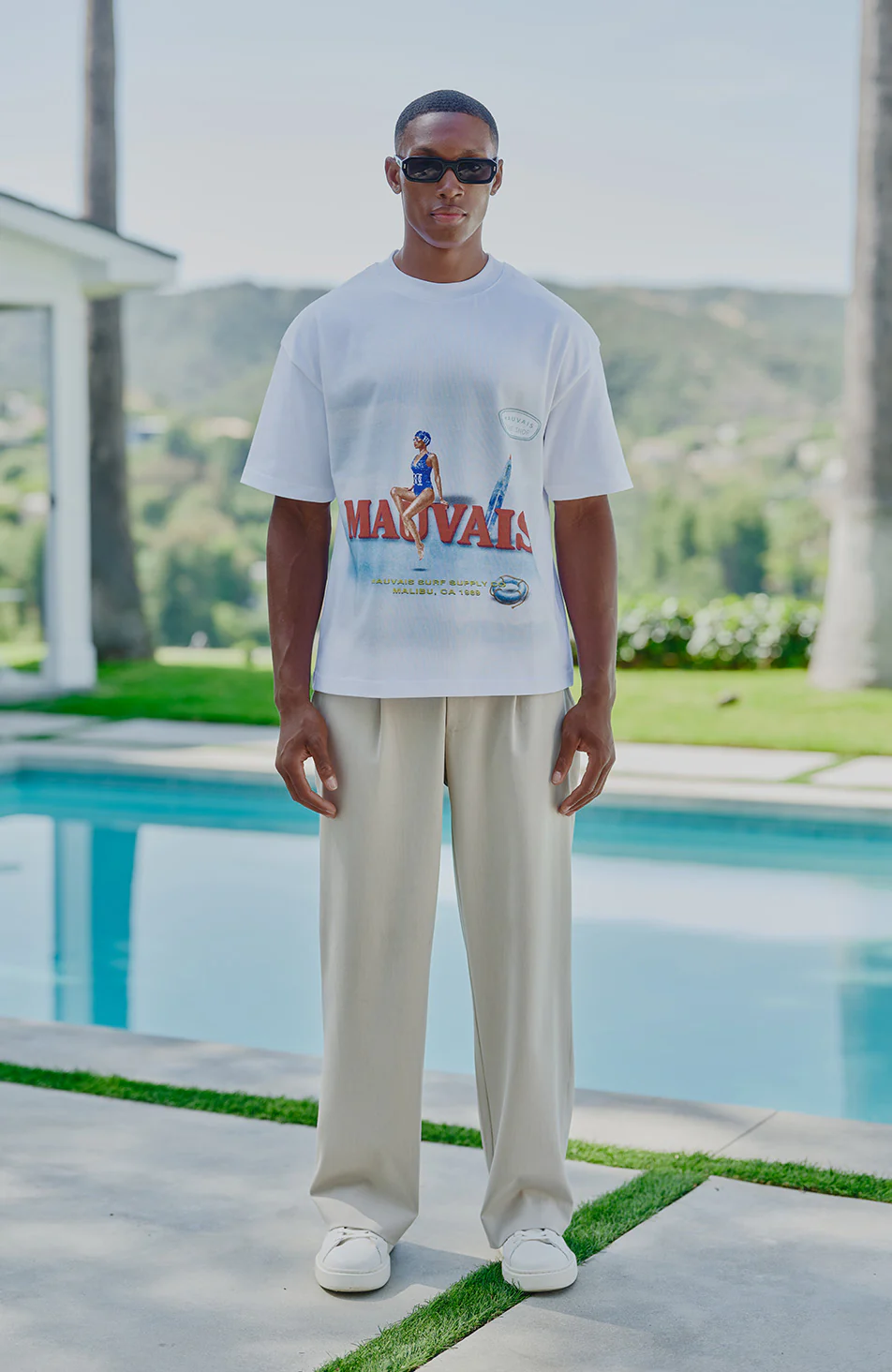 California Surf Graphic T-Shirt - Image 6